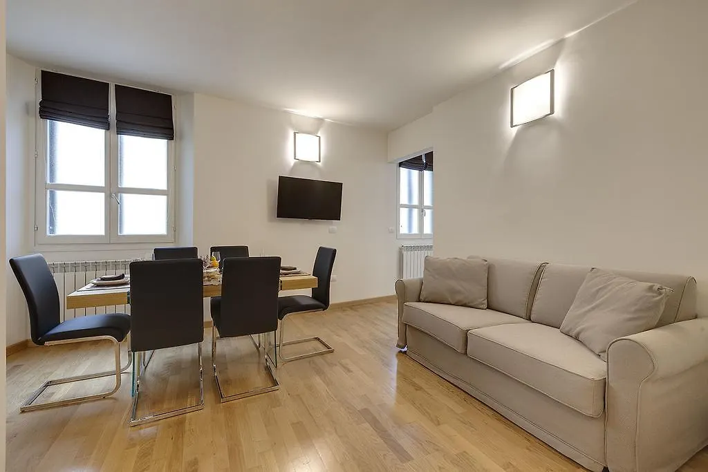 2016 Apartments Firenze