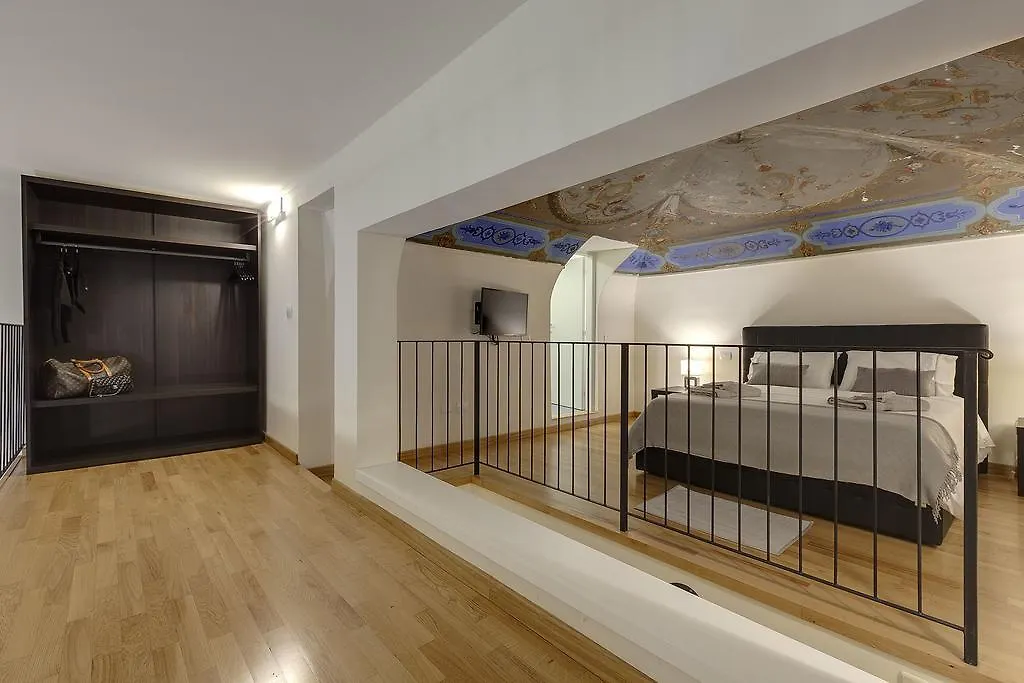 2016 Apartments Florence
