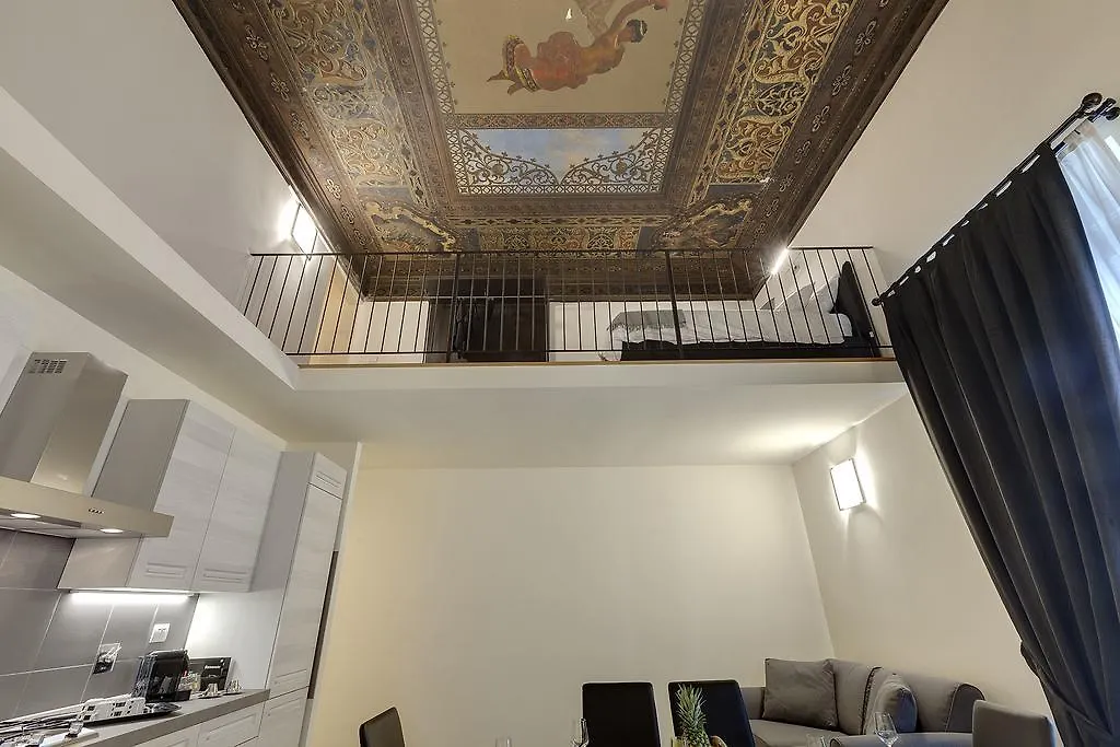 2016 Apartments Florence 0*,